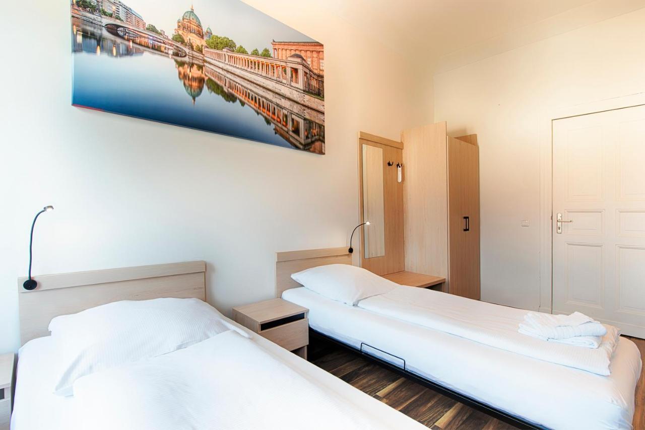 Hotel B1 Berlin Exterior photo