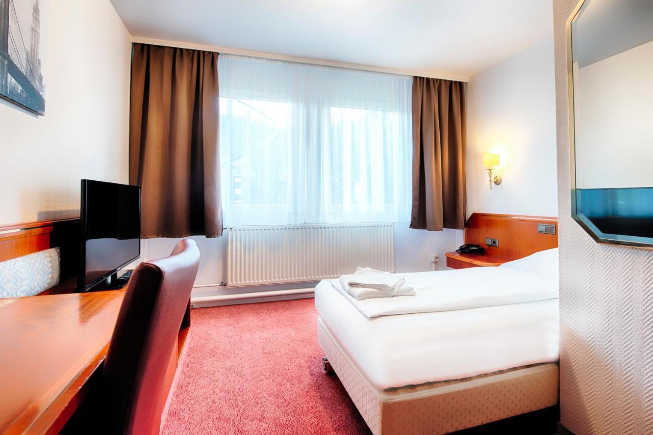 Hotel B1 Berlin Exterior photo